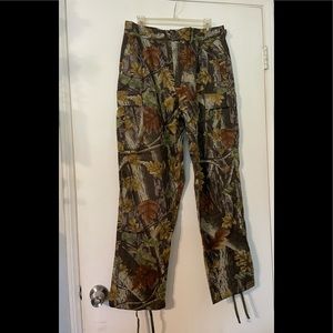 Women’s Camo (hunting) cargo pants